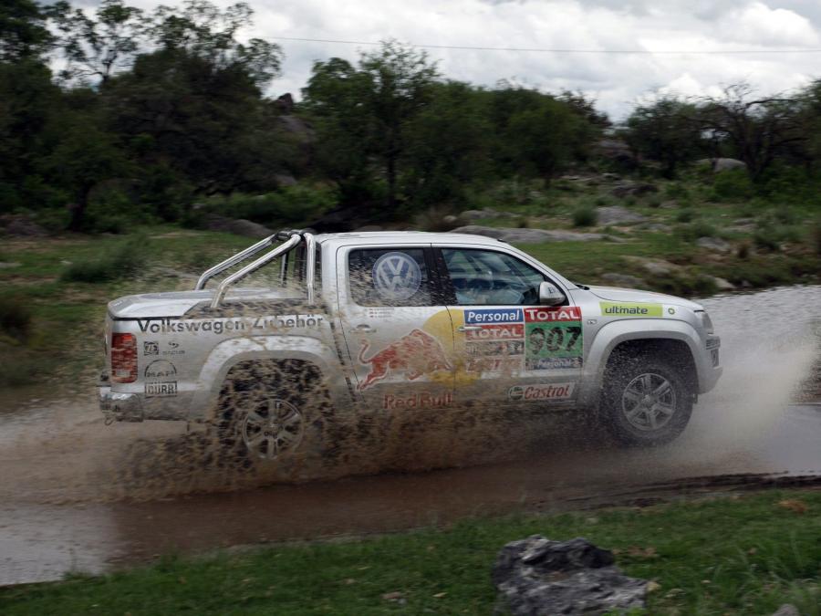  Volkswagen Amarok Dakar Rallye 2010 года  (фото 4 из 4)